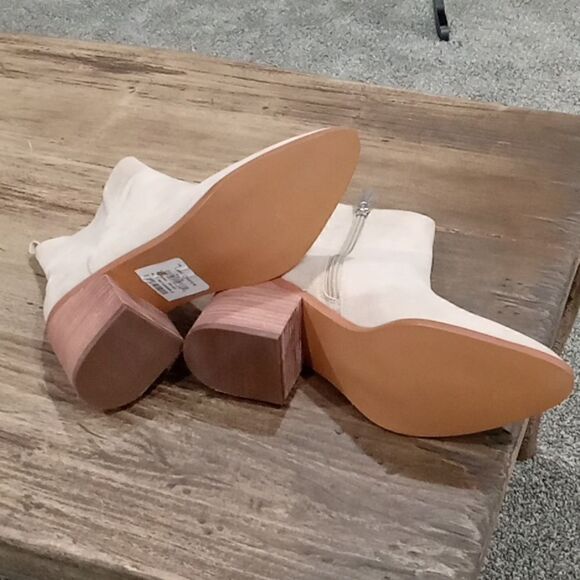 BP "Baylee" 3" block heel almond toe, bootie size 7 1/2. NWT - Picture 5 of 6